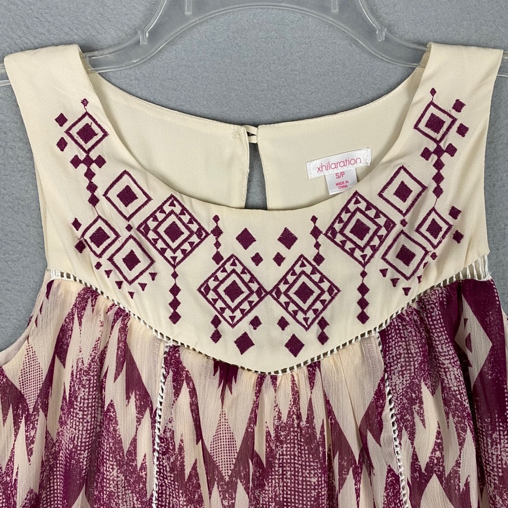 Xhilaration Boho Geometric Ikat Embroidered Sleeveless Shift Dress Womens S Plum - Picture 3 of 8